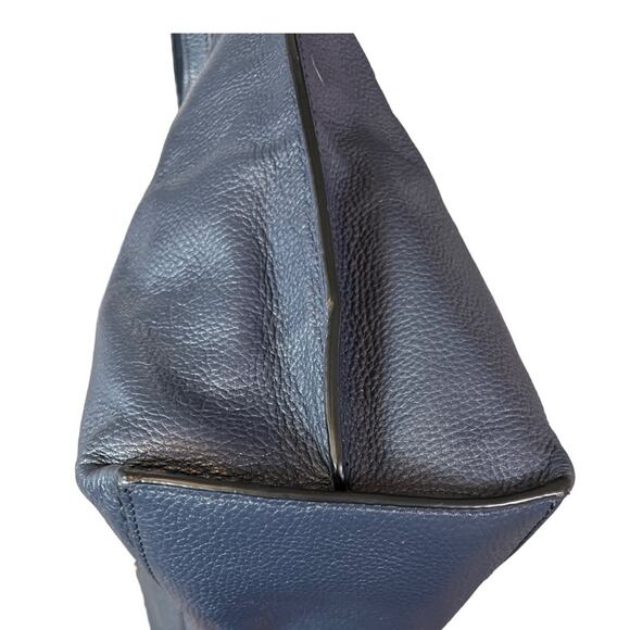 Coach May Navy Blue Pebbled Leather Tote Shoulder Bag Two Tone Light Blue Trim - Picture 13 of 15